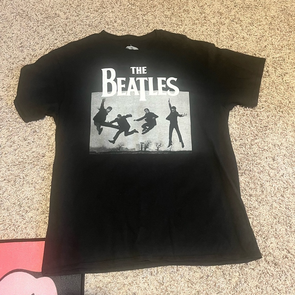 2018 The Beatles Men’s Black Graphic T-Shirt Size L